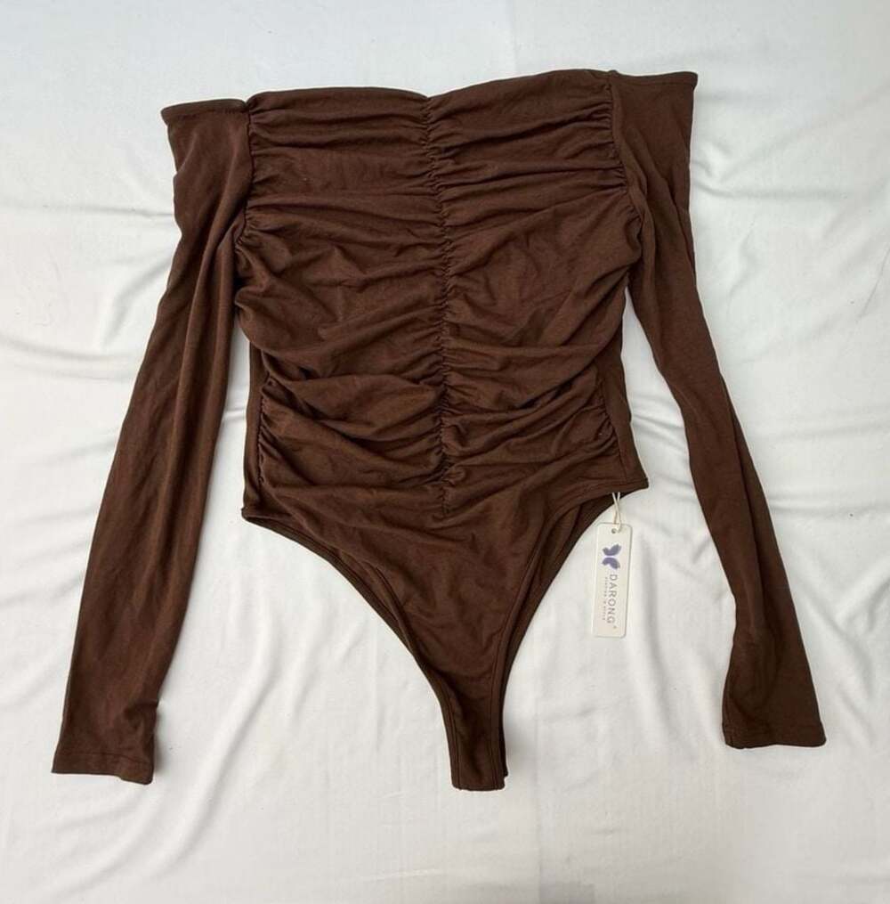 Darong Long Sleeve Off-Shoulder Ruched Bodysuit in Brown